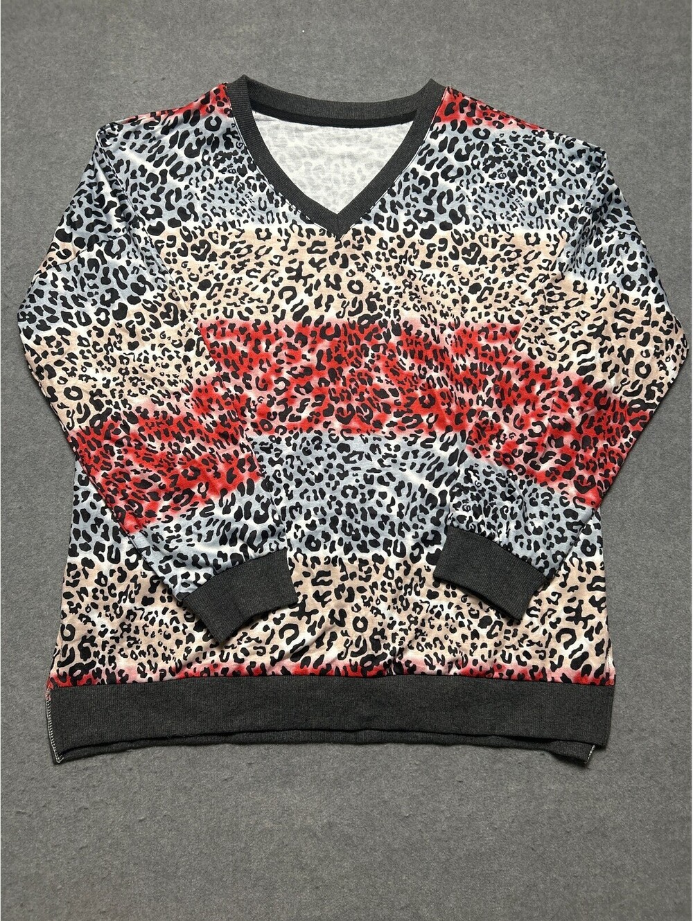 Women's Leopard Print V-Neck Pullover Sweatshirt Red Gray Animal Print Size L